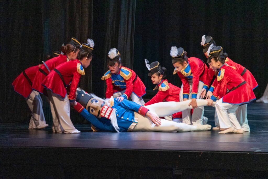 Edgewater Performing Arts